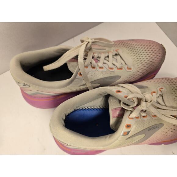 Brooks Women Ghost 15 1203801B139 Pink Running Shoes Sneakers Size 7 B - Picture 3 of 7